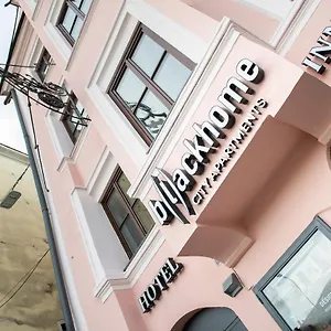 Blackhome Boutique I Contactless Check-in *** Innsbruck